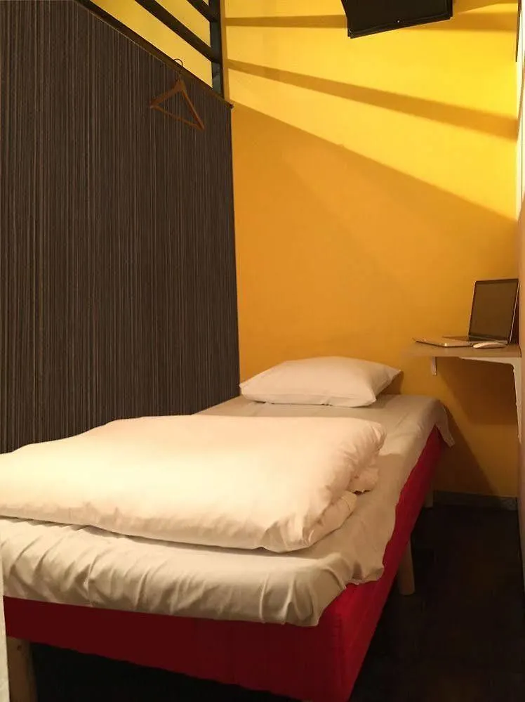 Guest House Chadapon location